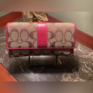 Coach Signature Canvas Wallet in Brown/Pink Leather